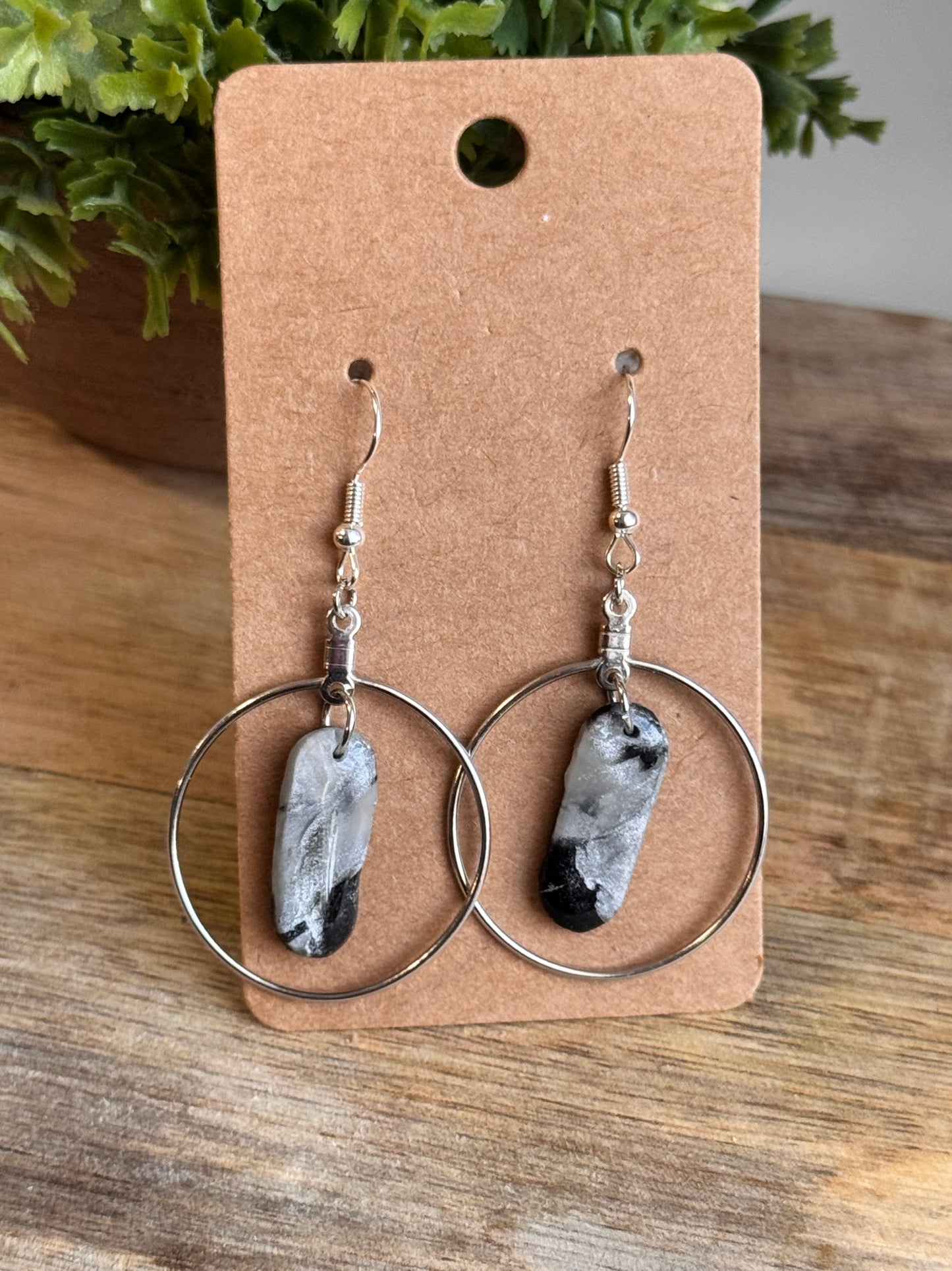 Black Marbled Dangle