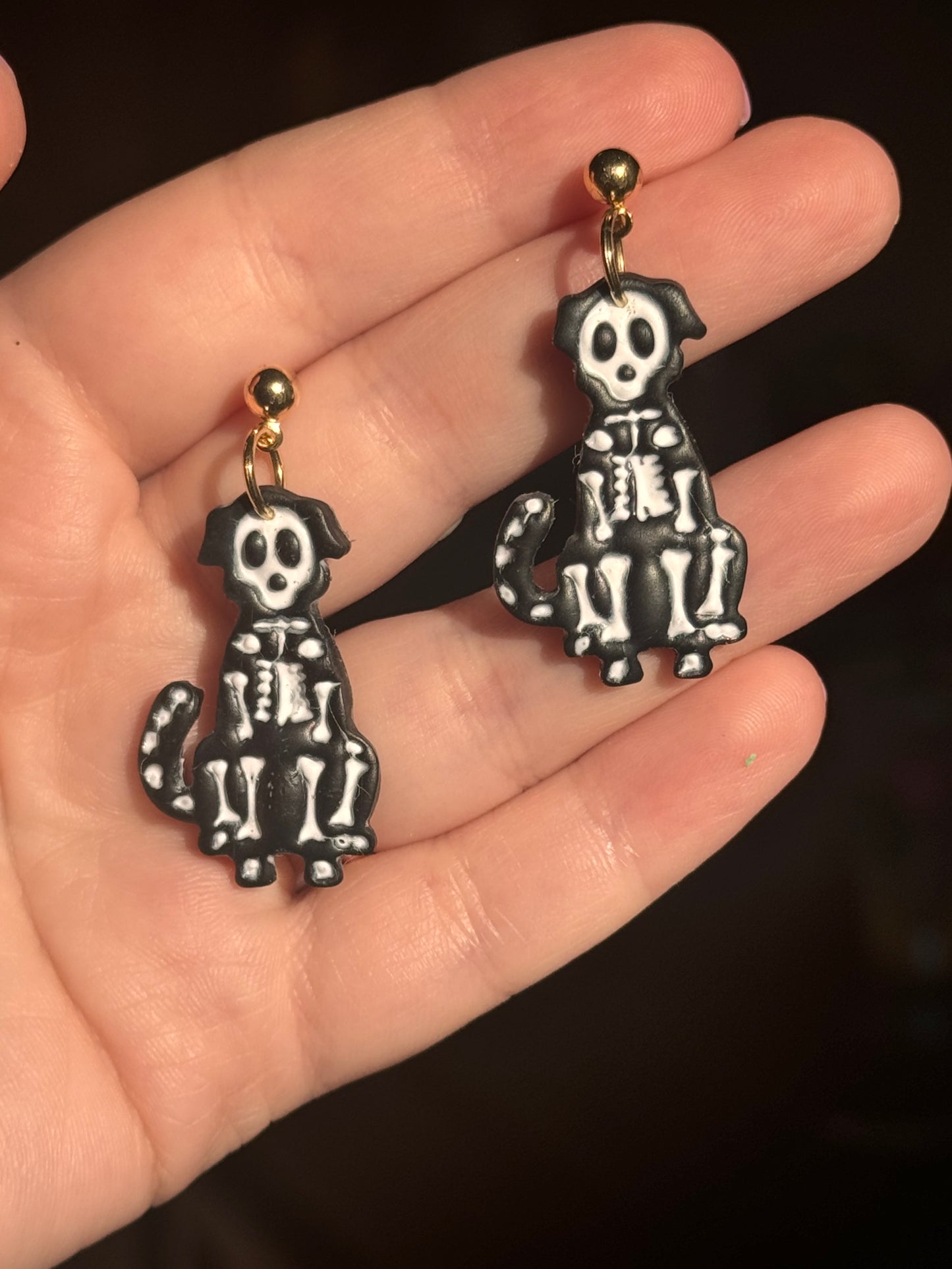 Skeleton Doggos