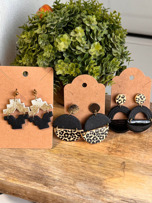 Black Earring Mix